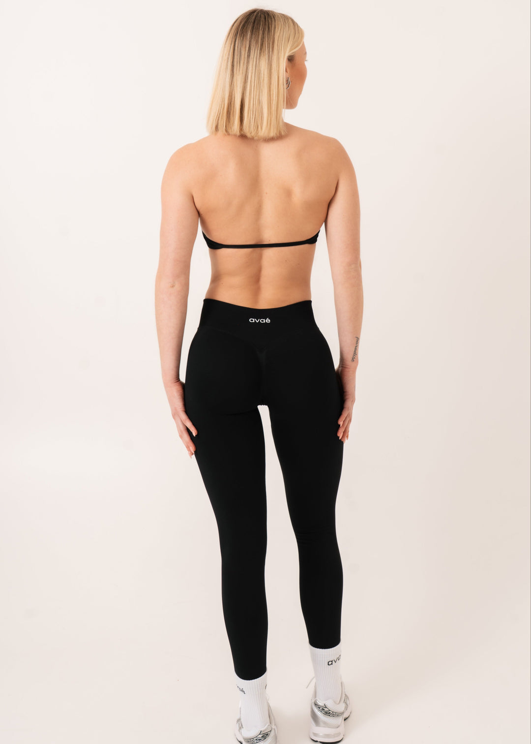 Enhance Legging Black - Detail Compression Fit - Avae Wear