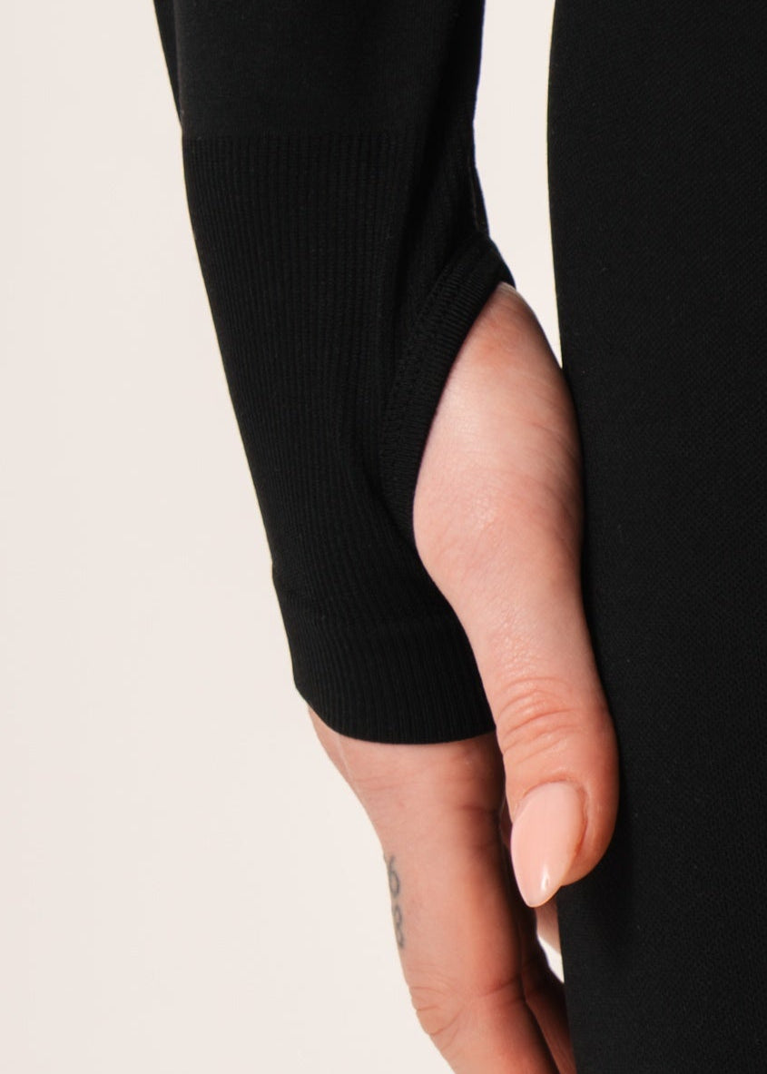 Enhance Half Zip Jacket Black - Detail Compression Fit - Avae Wear
