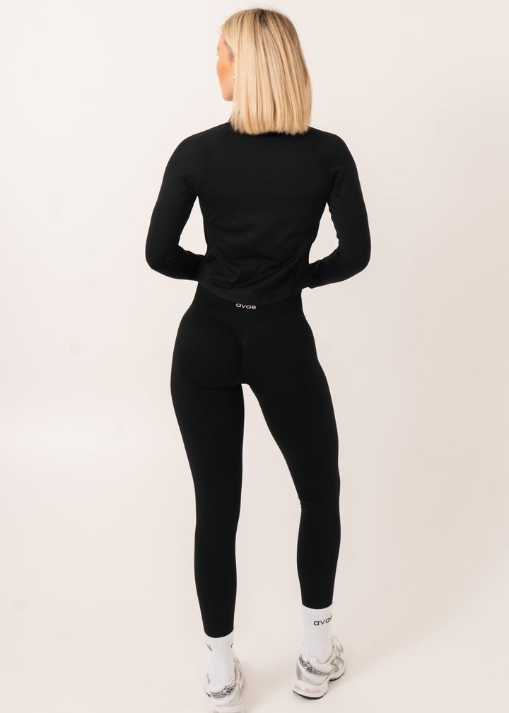 Enhance Full Zip Jacket Black - Detail Compression Fit - Avae Wear